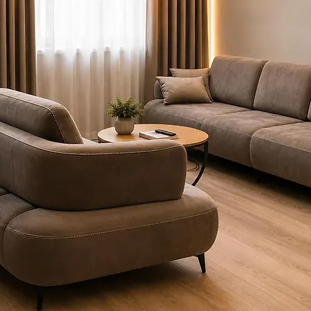 E & E Tirana